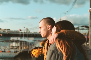 How to overcome relationship doubts?