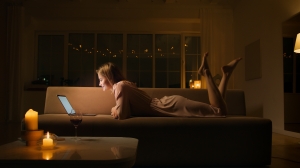 40 Best Opening Lines For Online Dating