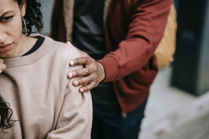 How to Understand That a Girl is Cheating