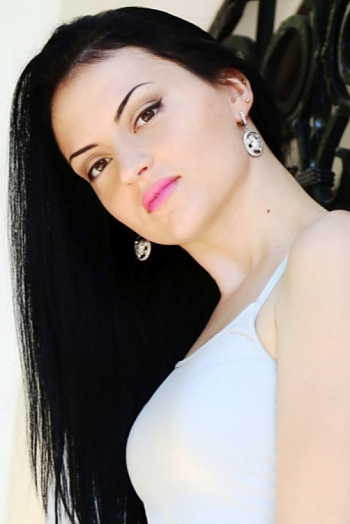 Evgeniya, 29 years old from Ukraine, Lugansk