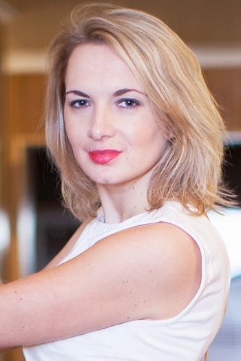 Inna, 39 years old from Ukraine, Kherson