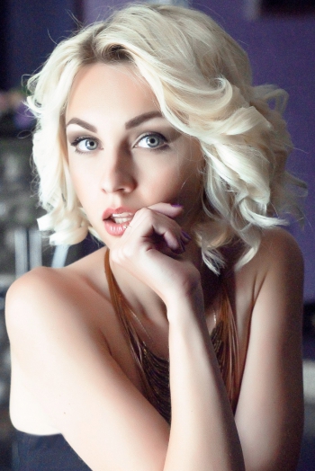Maria, 33 years old from Ukraine, lugansk