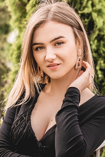 Anastasia, 25 years old from Ukraine, Vinnitsa