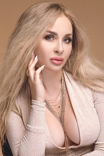 Victoria, 37 years old from Ukraine, Kropivnutskyi