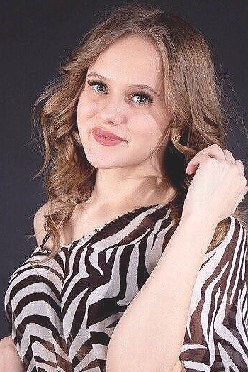 Svetlana, 26 years old from Ukraine, Lugansk