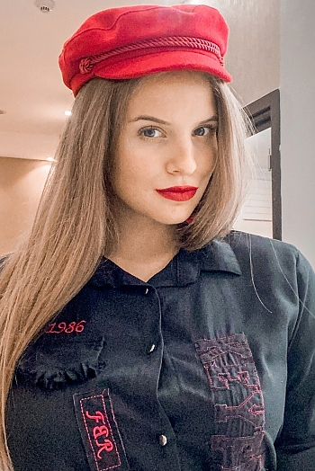 Liza, 24 years old from Ukraine, Karkov