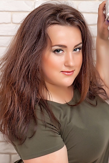 Anna, 27 years old from Ukraine, Nikolaev