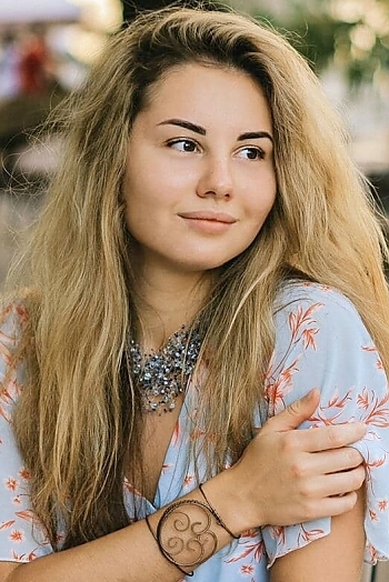 Alina, 23 years old from Ukraine, Kyiv
