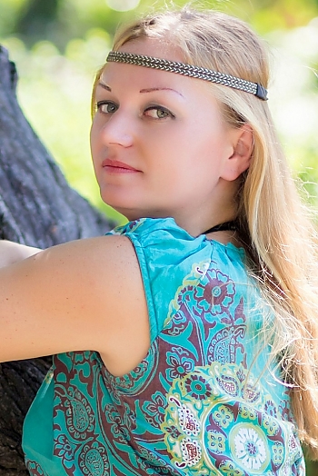 Marina, 35 years old from Ukraine, Nikolaev