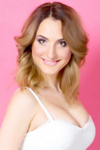 Anastasia, 33 years old from Ukraine, Kharkiv