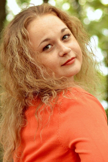 Anna, 37 years old from Ukraine, Yuzhnoukrainsk