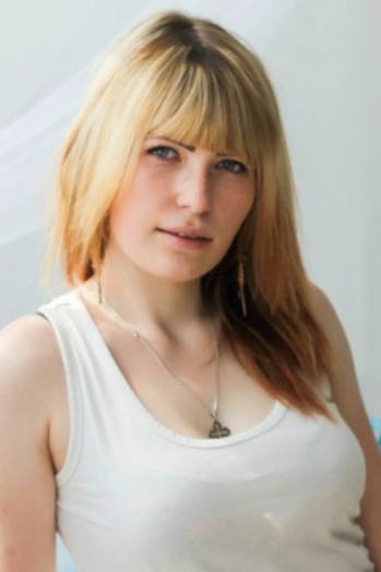 Alexandra, 28 years old from Ukraine, Nikolayev