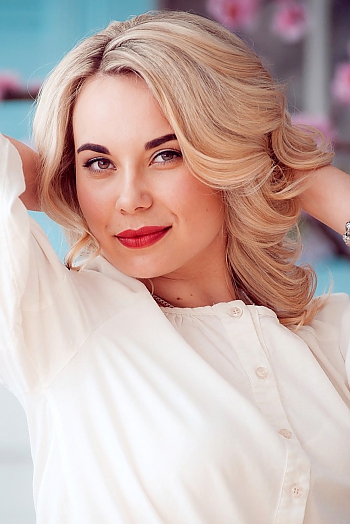 Irina, 34 years old from Ukraine, Kiev