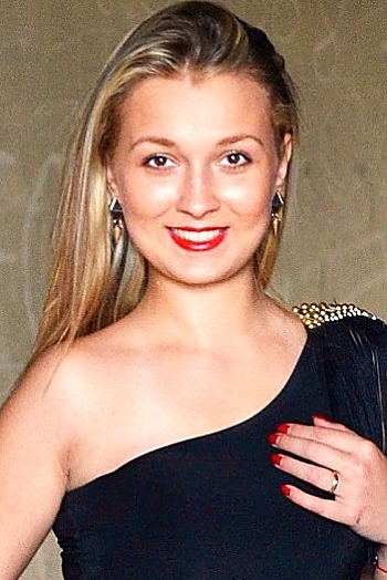 Yana, 32 years old from Ukraine, Odessa