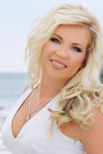 Valentina, 38 years old from Ukraine, Odessa