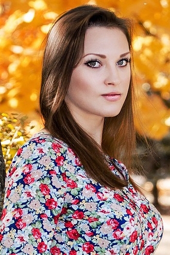 Anna, 32 years old from Ukraine, Yuzhnoukrainsk