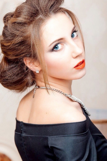 Anastasia, 27 years old from Ukraine, Odessa