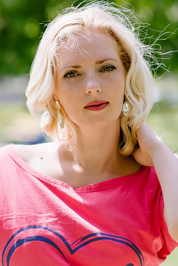 Alla, 40 years old from Ukraine, Nikolaev