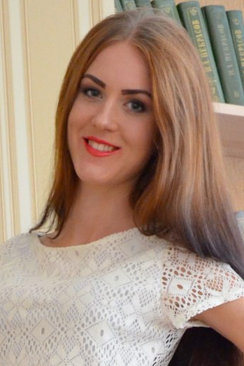 Ksenia, 31 years old from Ukraine, Berdiansk