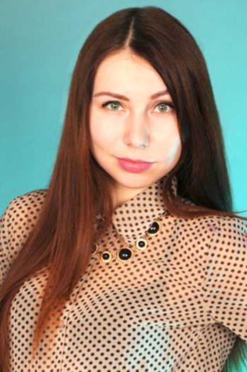Anastasia, 31 years old from Ukraine, Lugansk