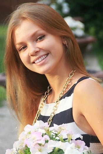 Alina, 26 years old from Ukraine, Kharkiv