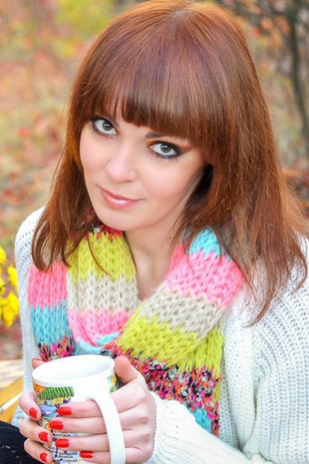 Elena, 37 years old from Ukraine, Lugansk