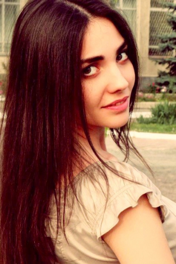 Marina, 28 years old from Ukraine, Cherkassy