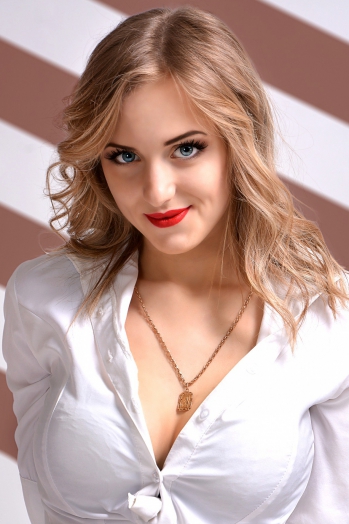 Ivana, 27 years old from Ukraine, Odessa