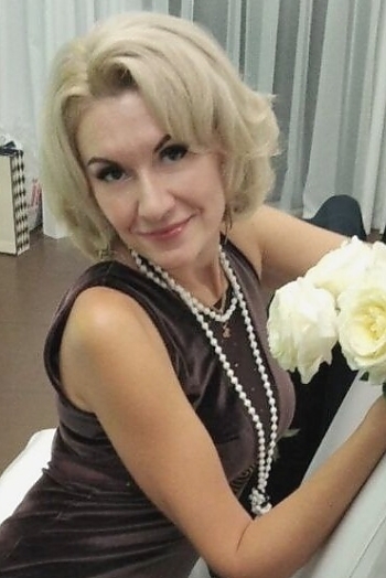 Galina, 36 years old from Ukraine, Donetsk