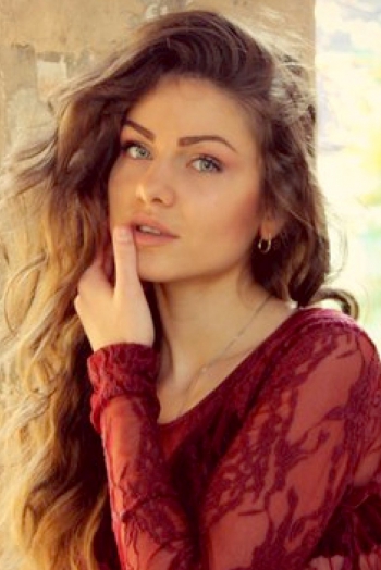 Alexandra, 27 years old from Ukraine, Kharkov