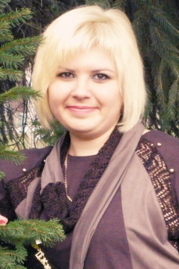 Anna, 34 years old from Ukraine, village Vradiyevka