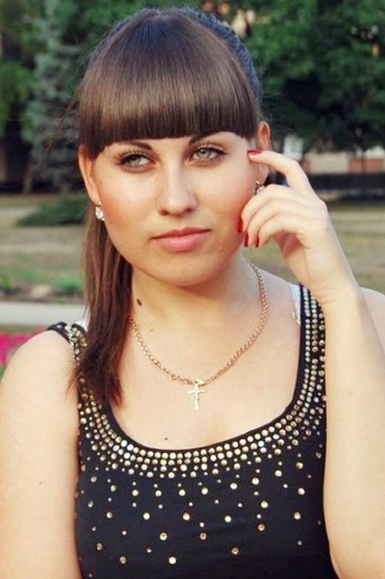 Viktoria, 28 years old from Ukraine, Lugansk