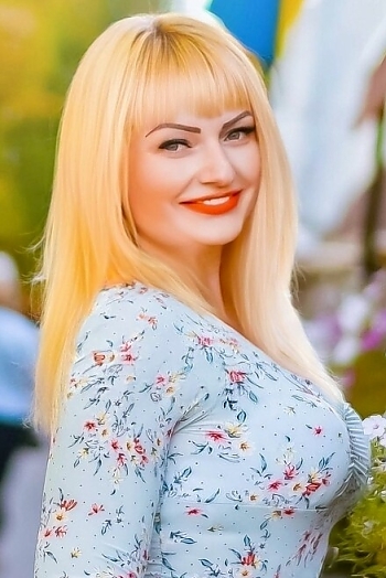 Natalia, 35 years old from Ukraine, Kremenchug