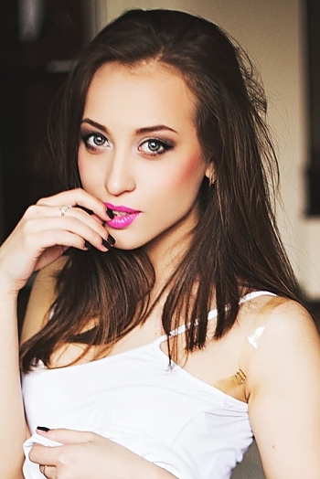 Olga, 30 years old from Ukraine, Kharkov