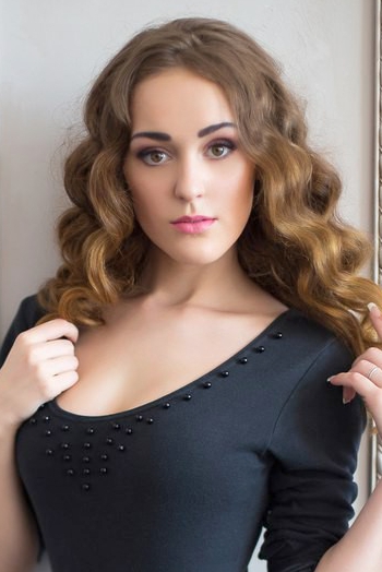 Anastasia, 29 years old from Ukraine, Luhansk