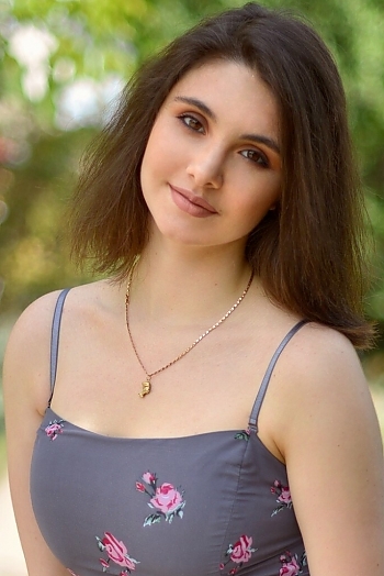 Karina, 22 years old from Ukraine, Kharkiv
