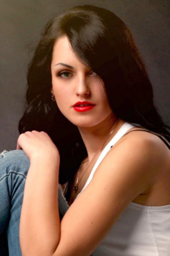 Julia, 31 years old from Ukraine, Nikolaev