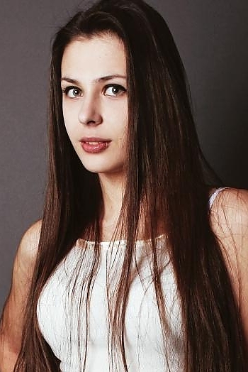 Yulia, 29 years old from Ukraine, Nikolaev