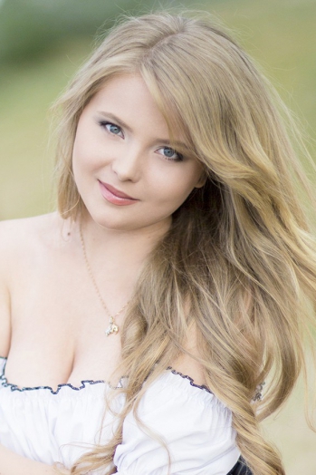 Anna, 28 years old from Ukraine, Odessa