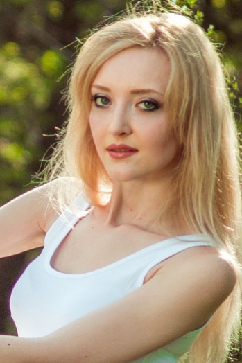 Irina, 30 years old from Ukraine, Dnipro