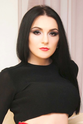 Kira, 27 years old from Ukraine, Luhansk