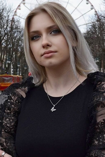 Anastasia, 22 years old from Ukraine, Kharkov