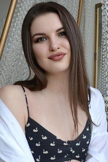 Irina, 25 years old from Ukraine, Kharkov