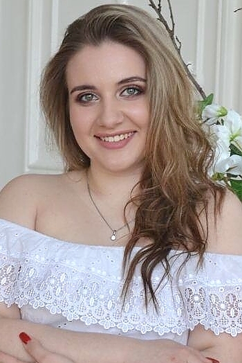 Anastasia, 23 years old from Ukraine, Kharkov