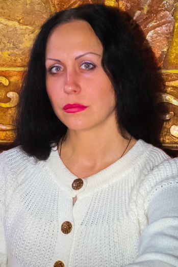 Vitaliya, 42 years old from Ukraine, Lugansk