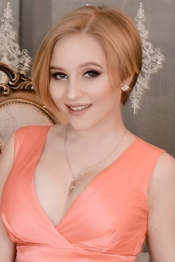 Tatyana, 23 years old from Ukraine, Kharkov