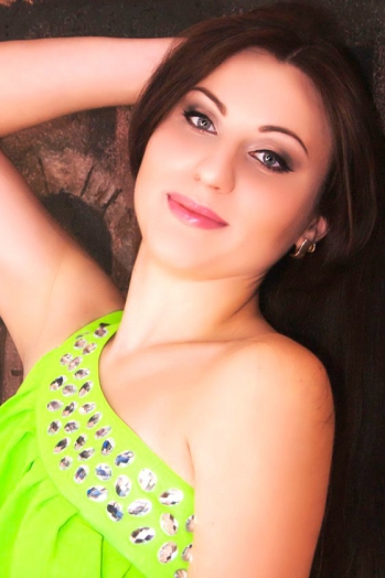 Marina, 32 years old from Ukraine, Kharkiv