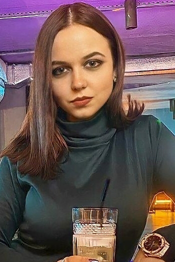 Polina, 20 years old from Ukraine, Kharkov