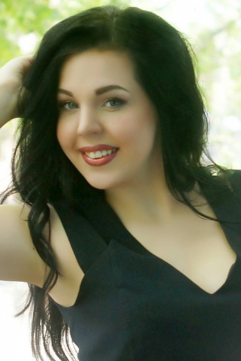 Anastasia, 28 years old from Ukraine, Nikolayev