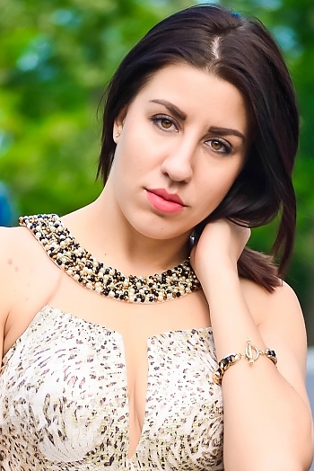 Olga, 34 years old from Ukraine, Lisichansk